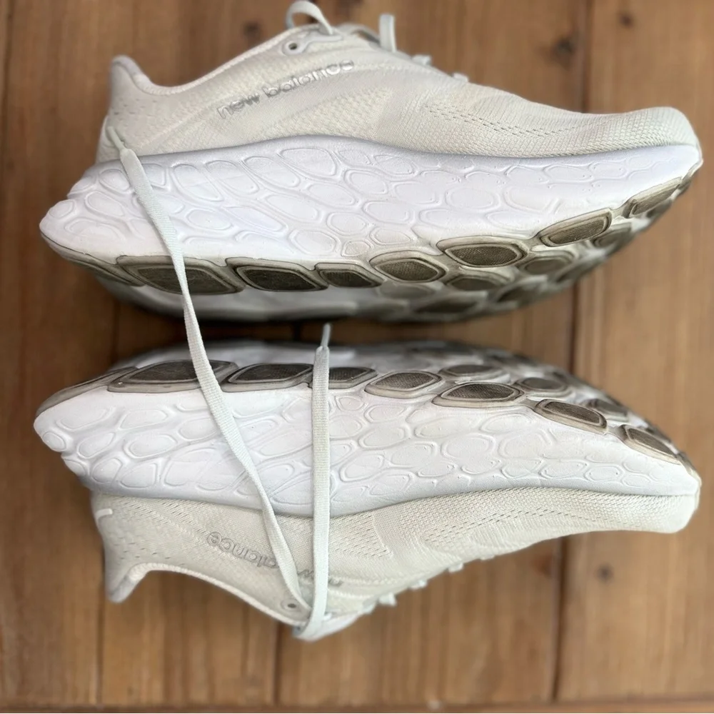 New Balance Women's Fresh Foam Shoes 8.5 Wide - Picture 9 of 15